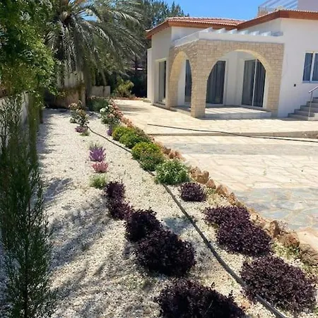 Queen Eyridiki Luxury 2 Вилла *