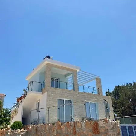 Queen Eyridiki Luxury 2 * Paphos